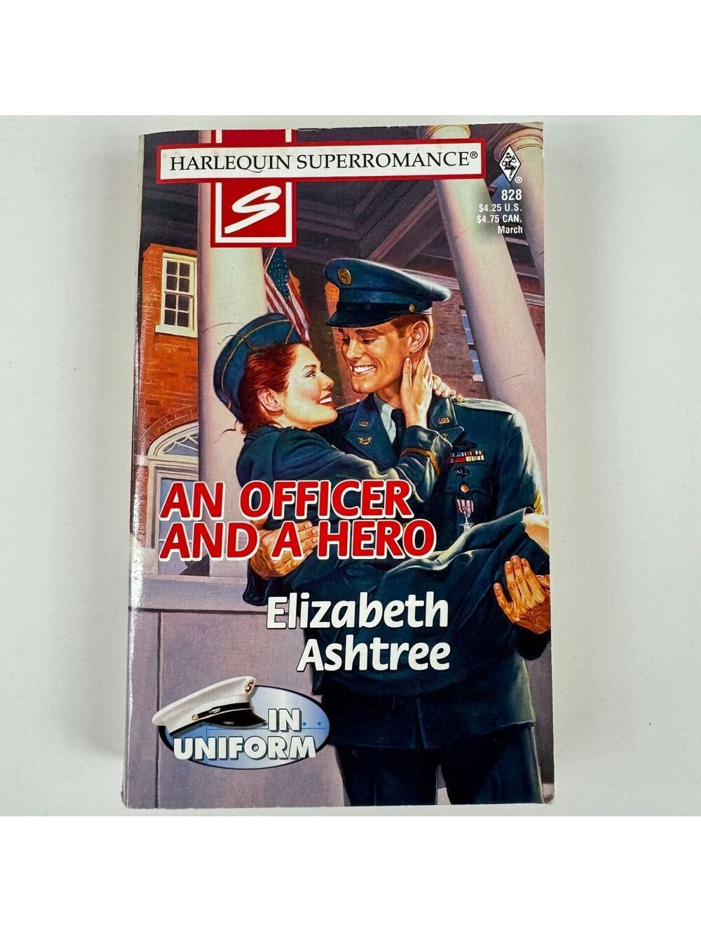 An Officer and a Hero by Elizabeth Ashtree (paperback)